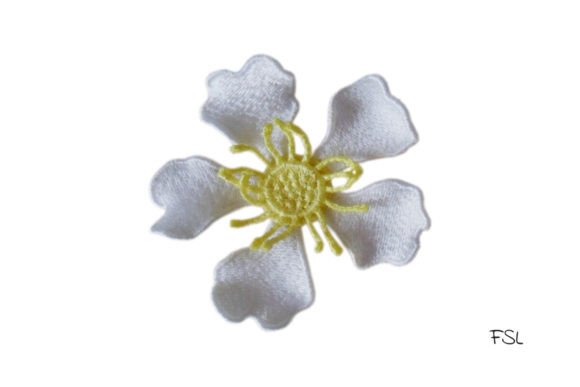 Jasmine Brooch: Elegant 3D Lace Design